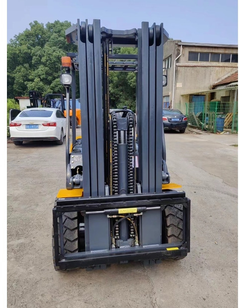 2022 Komatsu FD30-14 - Vysokozdvižný vozík: obrázek 3 2022 Komatsu FD30-14 - Vysokozdvižný vozík: obrázek 3
