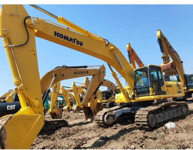 Komatsu 2023Komatsu PC450-8 - Pásové rýpadlo: obrázek 1 Komatsu 2023Komatsu PC450-8 - Pásové rýpadlo: obrázek 1