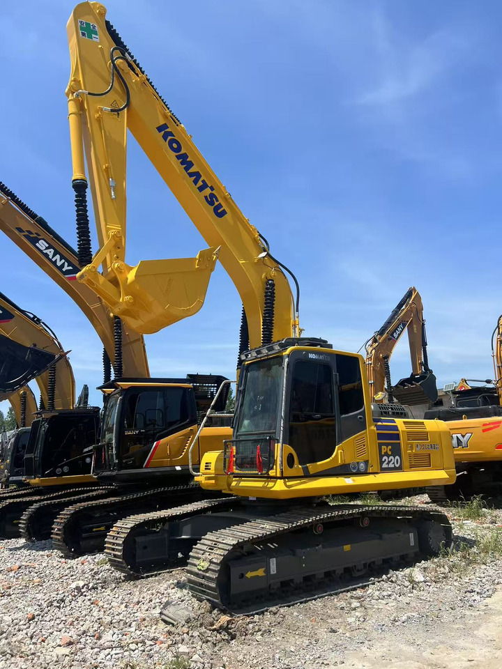 Komatsu pc220-8 - Pásové rýpadlo: obrázek 1 Komatsu pc220-8 - Pásové rýpadlo: obrázek 1