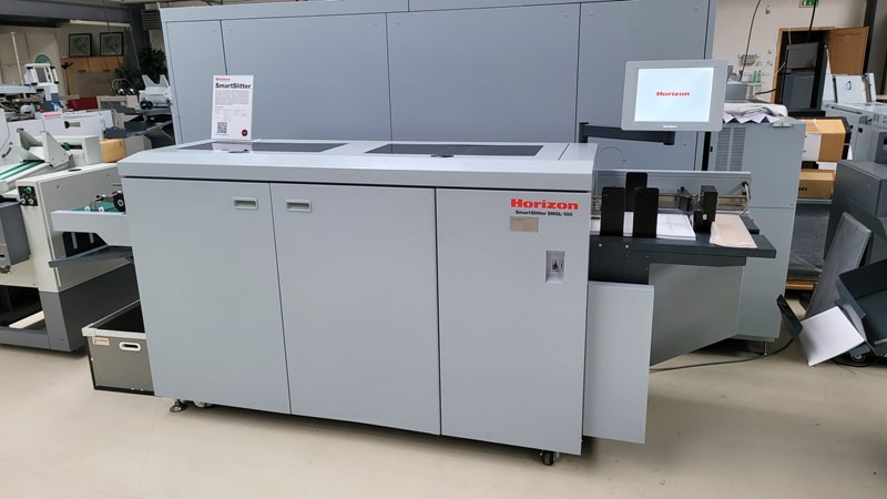 Horizon SMARTSLITTER | 320.000 | 2016 - Tiskařský stroj: obrázek 1 Horizon SMARTSLITTER | 320.000 | 2016 - Tiskařský stroj: obrázek 1