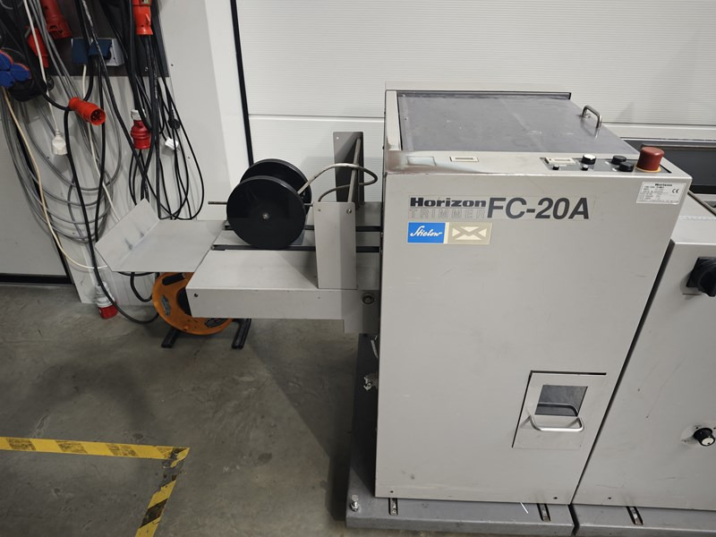 Horizon VAC-100 a VAC-100 m SPF-20 A FC-20 A - Tiskařský stroj: obrázek 3 Horizon VAC-100 a VAC-100 m SPF-20 A FC-20 A - Tiskařský stroj: obrázek 3