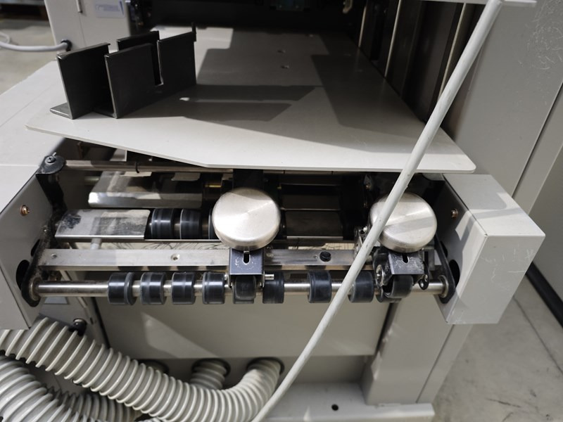 Horizon VAC-100 c | collator | 10 stations | 2005 | 1.17 mio - Tiskařský stroj: obrázek 5 Horizon VAC-100 c | collator | 10 stations | 2005 | 1.17 mio - Tiskařský stroj: obrázek 5