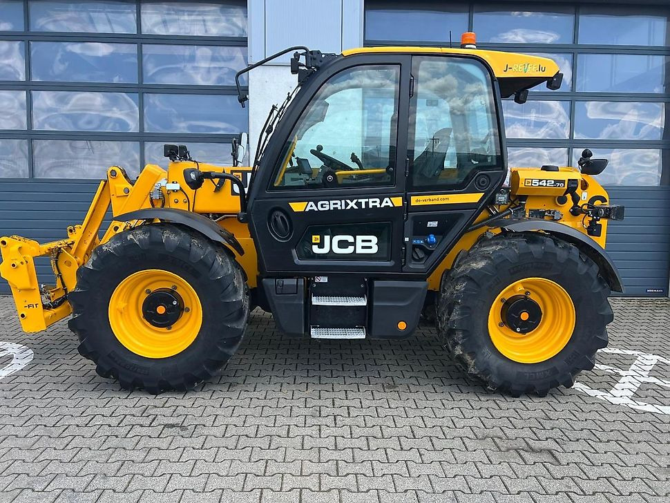 J.Reiff Sarl
Herr Stefan Neukirch - 77 Z.I in den - Teleskopický manipulátor: obrázek 3 J.Reiff Sarl
Herr Stefan Neukirch - 77 Z.I in den - Teleskopický manipulátor: obrázek 3