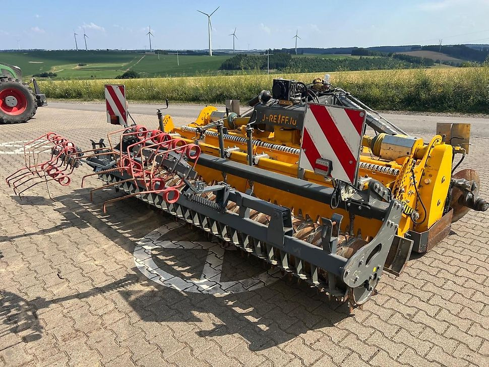 J.Reiff Sarl                        
                                                                Herr Stefan Neukirch                                                                - 77 Z.I in den - Stroj na obdělávání půdy: obrázek 4 J.Reiff Sarl                        
                                                                Herr Stefan Neukirch                                                                - 77 Z.I in den - Stroj na obdělávání půdy: obrázek 4