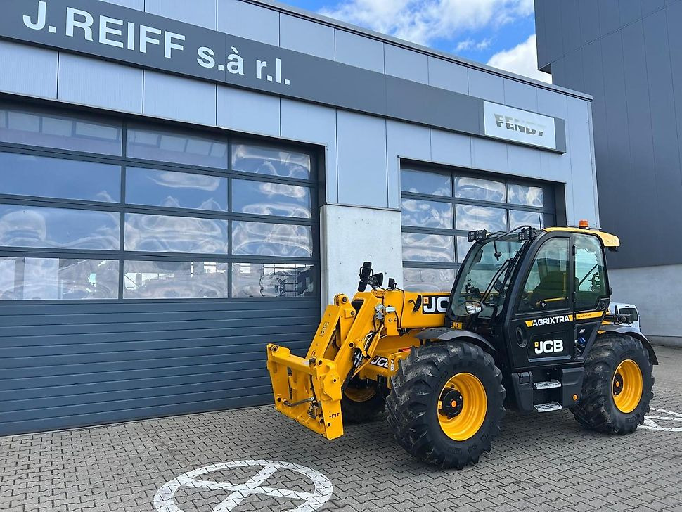 J.Reiff Sarl
Herr Stefan Neukirch - 77 Z.I in den - Teleskopický manipulátor: obrázek 2 J.Reiff Sarl
Herr Stefan Neukirch - 77 Z.I in den - Teleskopický manipulátor: obrázek 2