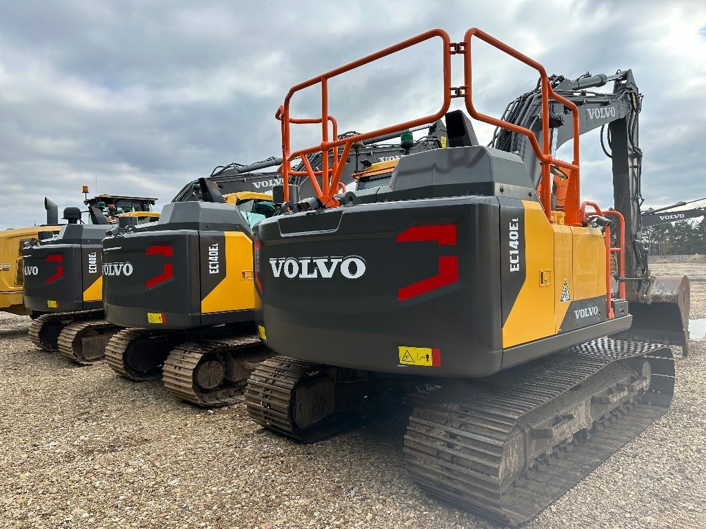 Volvo EC 140 EL - Pásové rýpadlo: obrázek 2 Volvo EC 140 EL - Pásové rýpadlo: obrázek 2