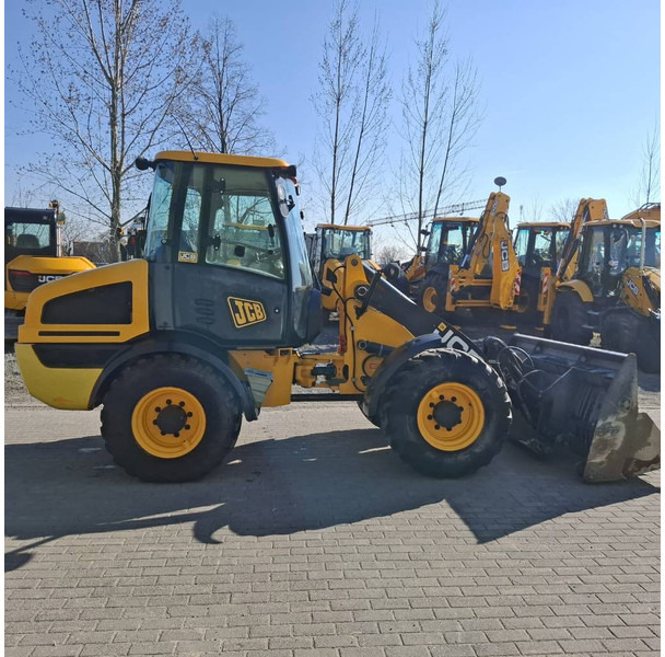 JCB 409 - Kolový nakladač: obrázek 4 JCB 409 - Kolový nakladač: obrázek 4