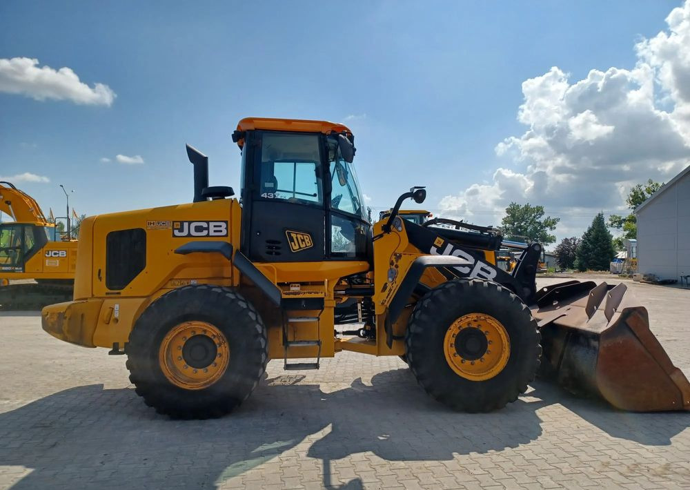 Kolový nakladač JCB 437ZX: obrázek 7