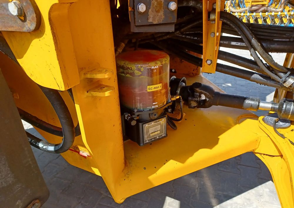 Kolový nakladač JCB 437ZX: obrázek 15