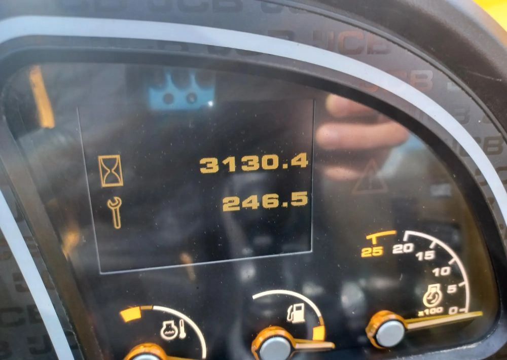 Teleskopický manipulátor JCB 525-60 Agri Plus: obrázek 13