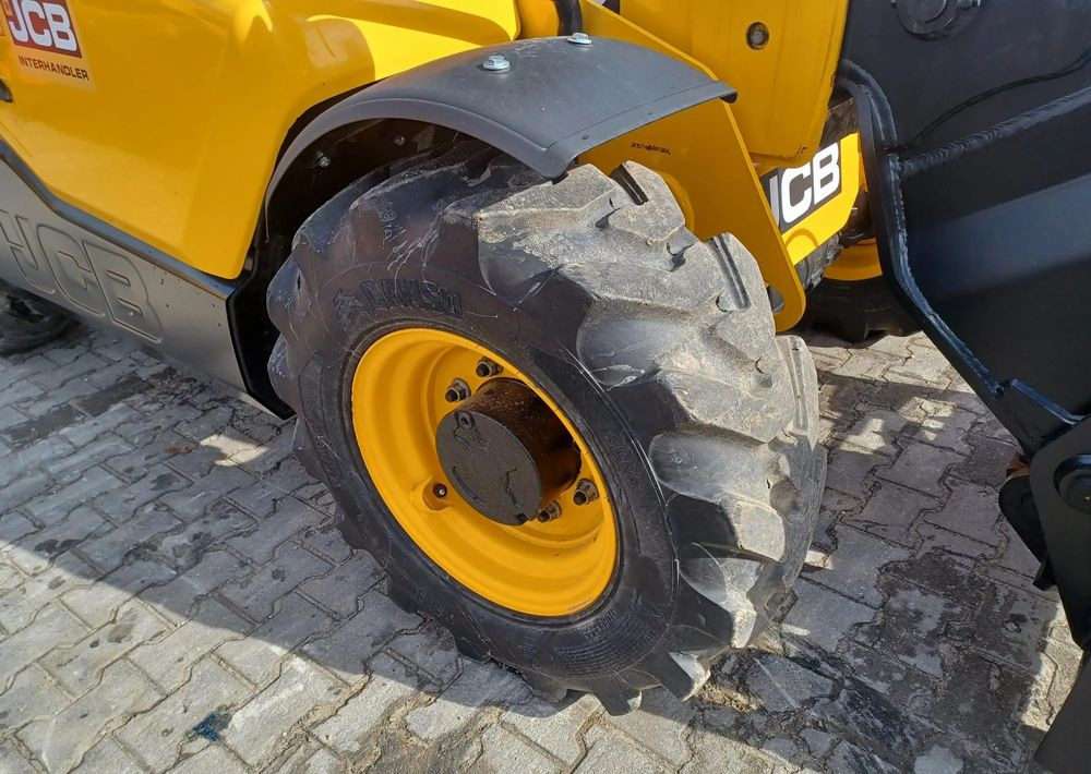 Teleskopický manipulátor JCB 525-60 Agri Plus: obrázek 6