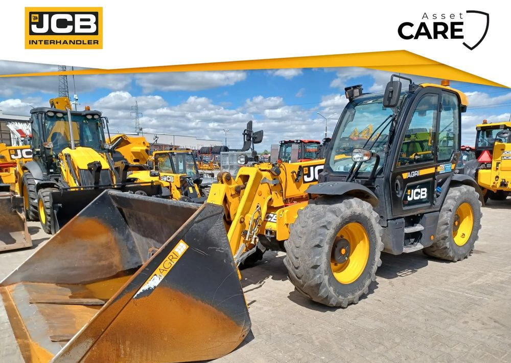 JCB 542-70 Agri - Teleskopický manipulátor: obrázek 1 JCB 542-70 Agri - Teleskopický manipulátor: obrázek 1