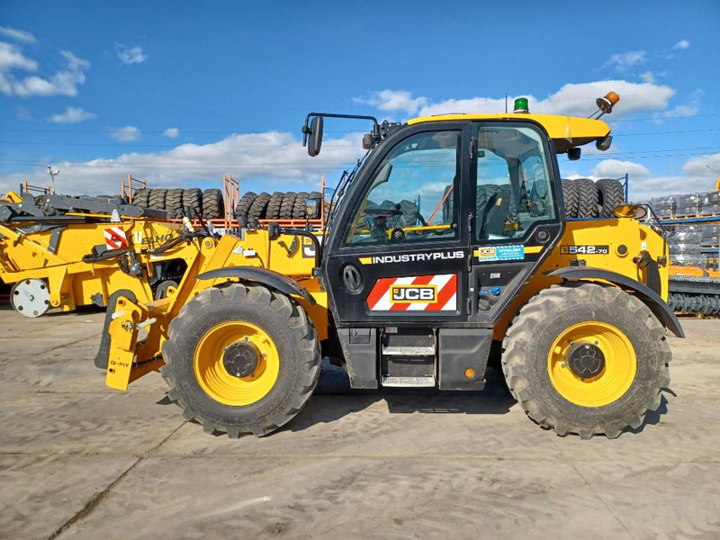 JCB 542-70 Industry Plus - Teleskopický manipulátor: obrázek 4 JCB 542-70 Industry Plus - Teleskopický manipulátor: obrázek 4
