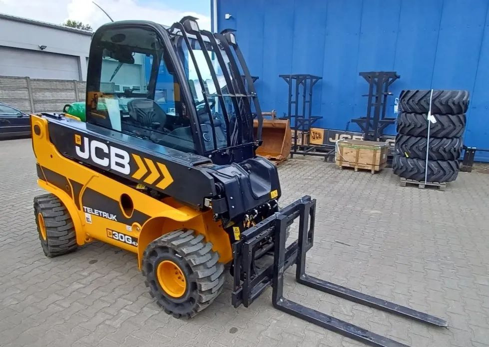 JCB TLT 30-20G 4x4 - Plynový vysokozdvižný vozík, Teleskopický manipulátor: obrázek 2 JCB TLT 30-20G 4x4 - Plynový vysokozdvižný vozík, Teleskopický manipulátor: obrázek 2