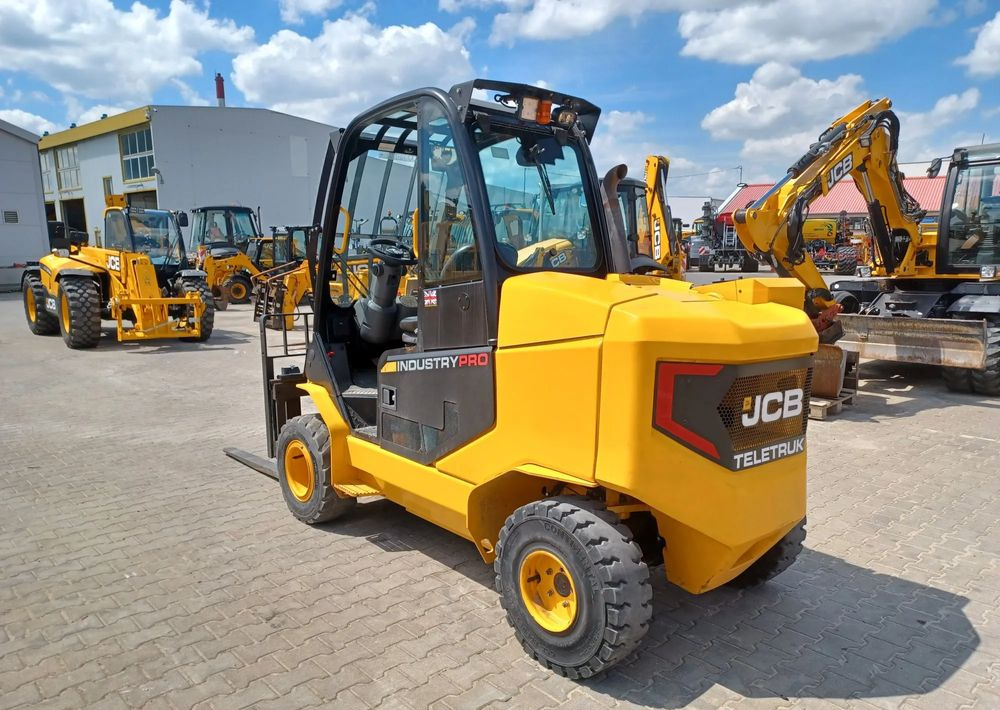 JCB TLT 35-26D - Dieselový vysokozdvižný vozík, Teleskopický manipulátor: obrázek 4 JCB TLT 35-26D - Dieselový vysokozdvižný vozík, Teleskopický manipulátor: obrázek 4