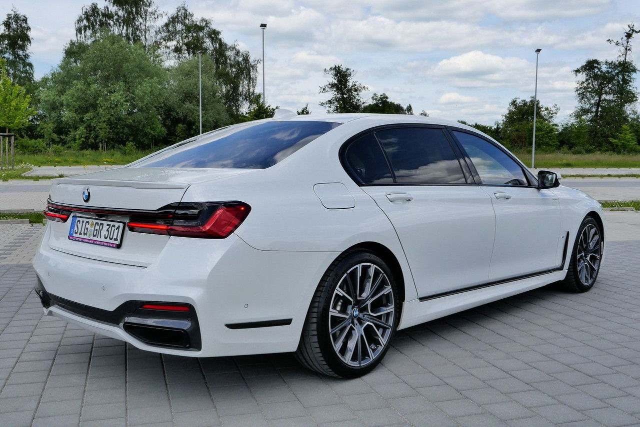 BMW 730Ld XDRIVE /VOLL/REAR ENTERT. /LANGSTRECKE 48V - Sedan: obrázek 4 BMW 730Ld XDRIVE /VOLL/REAR ENTERT. /LANGSTRECKE 48V - Sedan: obrázek 4