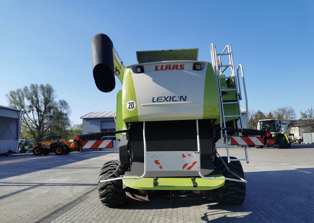 Claas Lexion 600 - Sklízecí mlátička: obrázek 4 Claas Lexion 600 - Sklízecí mlátička: obrázek 4