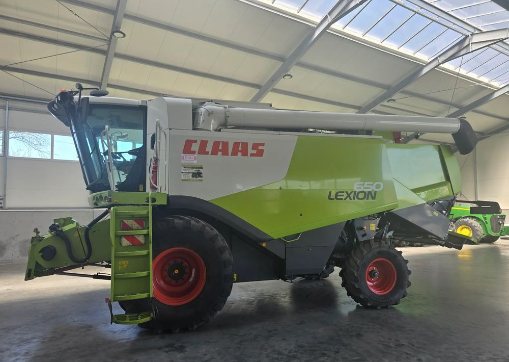Claas Lexion 650 - Sklízecí mlátička: obrázek 1 Claas Lexion 650 - Sklízecí mlátička: obrázek 1