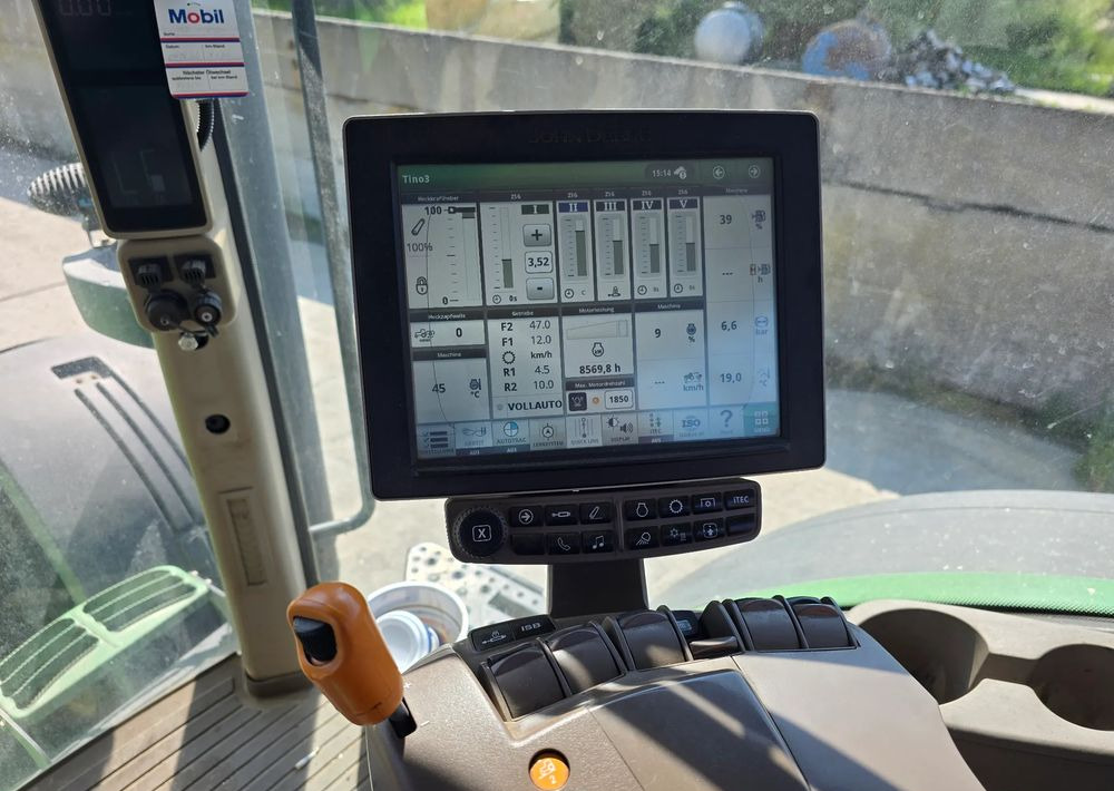 John Deere 7290R - Traktor: obrázek 4 John Deere 7290R - Traktor: obrázek 4