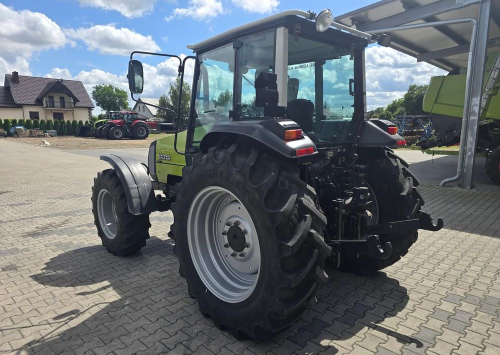 Traktor Valtra 800: obrázek 7