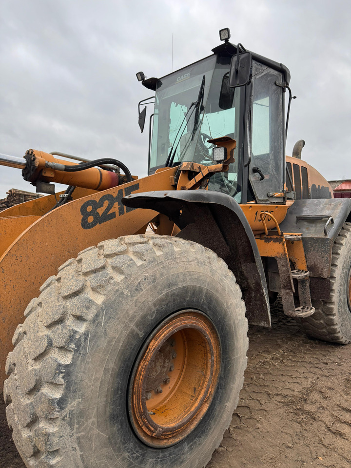 CASE 821E - Kolový nakladač: obrázek 4 CASE 821E - Kolový nakladač: obrázek 4