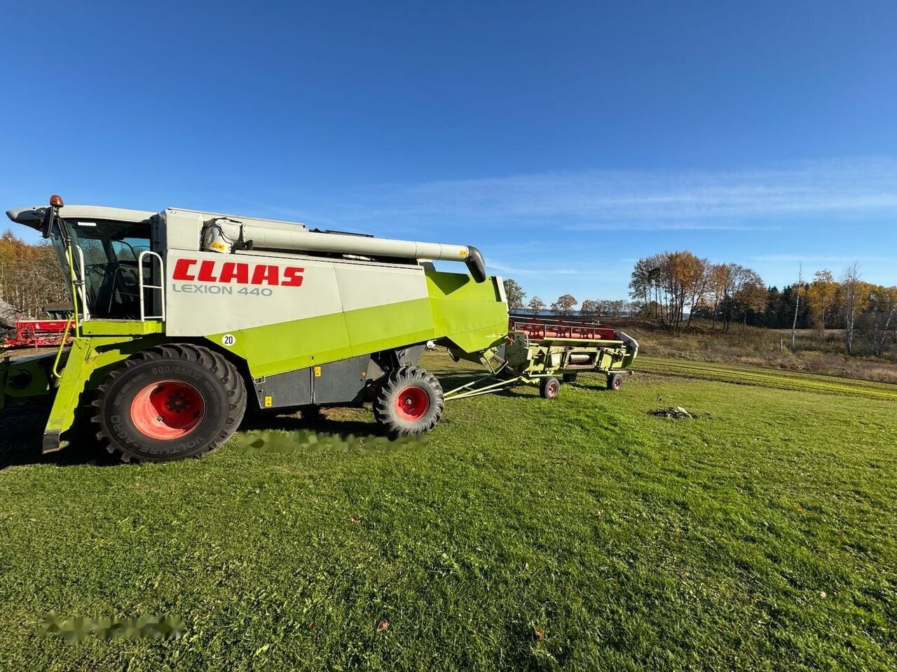 Claas Lexion 440 - Sklízecí mlátička: obrázek 2 Claas Lexion 440 - Sklízecí mlátička: obrázek 2