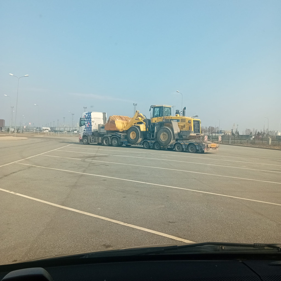 KOMATSU WA500 -6 - Kolový nakladač: obrázek 5 KOMATSU WA500 -6 - Kolový nakladač: obrázek 5