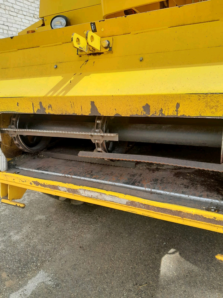 New Holland TC5070 - Sklízecí mlátička: obrázek 5 New Holland TC5070 - Sklízecí mlátička: obrázek 5