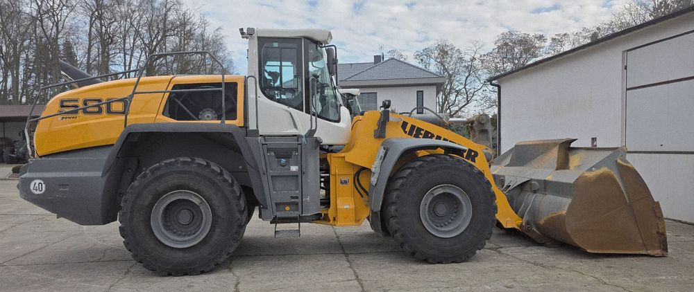 Liebherr 580 - Kolový nakladač: obrázek 3 Liebherr 580 - Kolový nakladač: obrázek 3