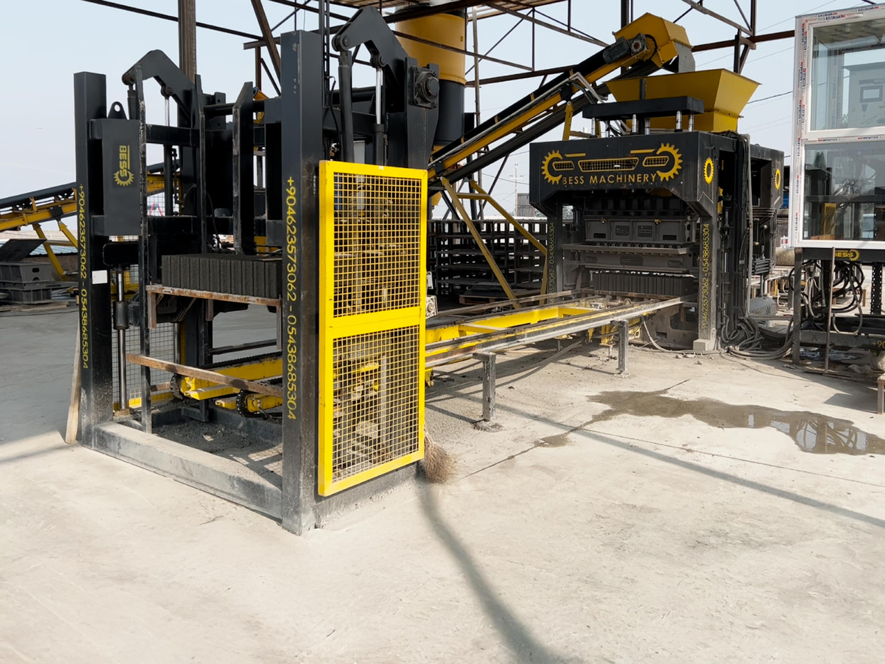 Automatic Concrete Block Machine | PRS-600 - Vibrolis: obrázek 1 Automatic Concrete Block Machine | PRS-600 - Vibrolis: obrázek 1