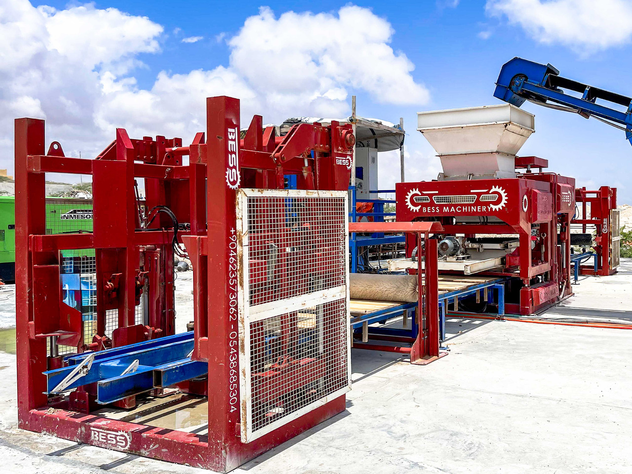 Fully Automatic Concrete Block Machine | PRS-1000 Bess Machine - Vibrolis: obrázek 3 Fully Automatic Concrete Block Machine | PRS-1000 Bess Machine - Vibrolis: obrázek 3