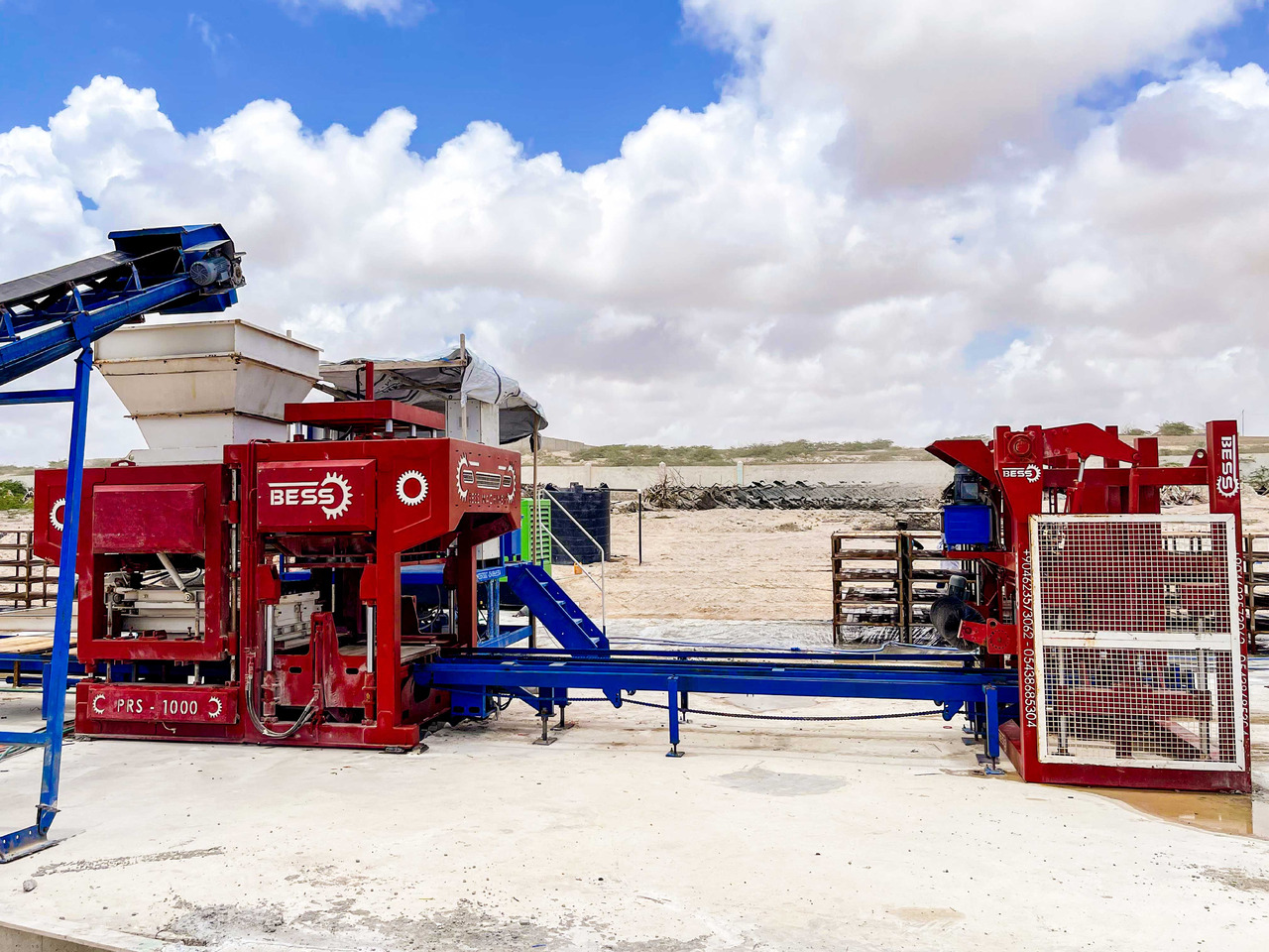 Fully Automatic Concrete Block Machine | PRS-1000 Bess Machine - Vibrolis: obrázek 5 Fully Automatic Concrete Block Machine | PRS-1000 Bess Machine - Vibrolis: obrázek 5