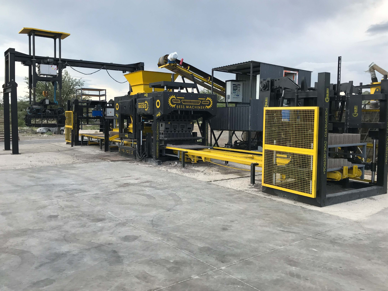 Hollow Block Making Machine | PRS-1200 Full Automatic - Vibrolis: obrázek 3 Hollow Block Making Machine | PRS-1200 Full Automatic - Vibrolis: obrázek 3