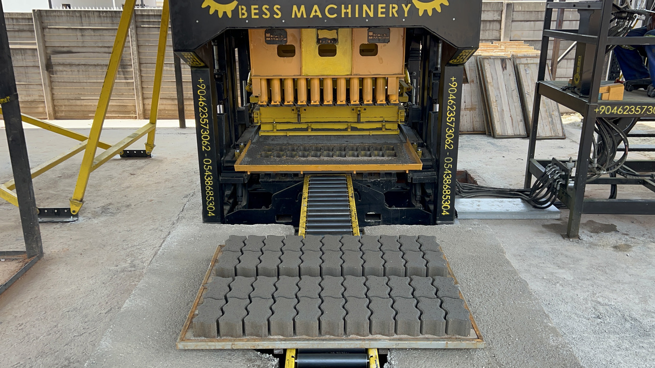 PRS-600 Semi-Automatic Concrete Block Machine - Vibrolis: obrázek 2 PRS-600 Semi-Automatic Concrete Block Machine - Vibrolis: obrázek 2