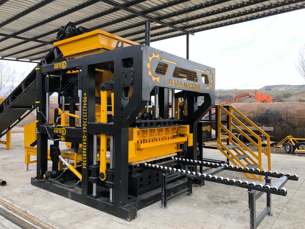Semi-Automatic Hollow Block Machine | PRS-400 - Vibrolis: obrázek 4 Semi-Automatic Hollow Block Machine | PRS-400 - Vibrolis: obrázek 4