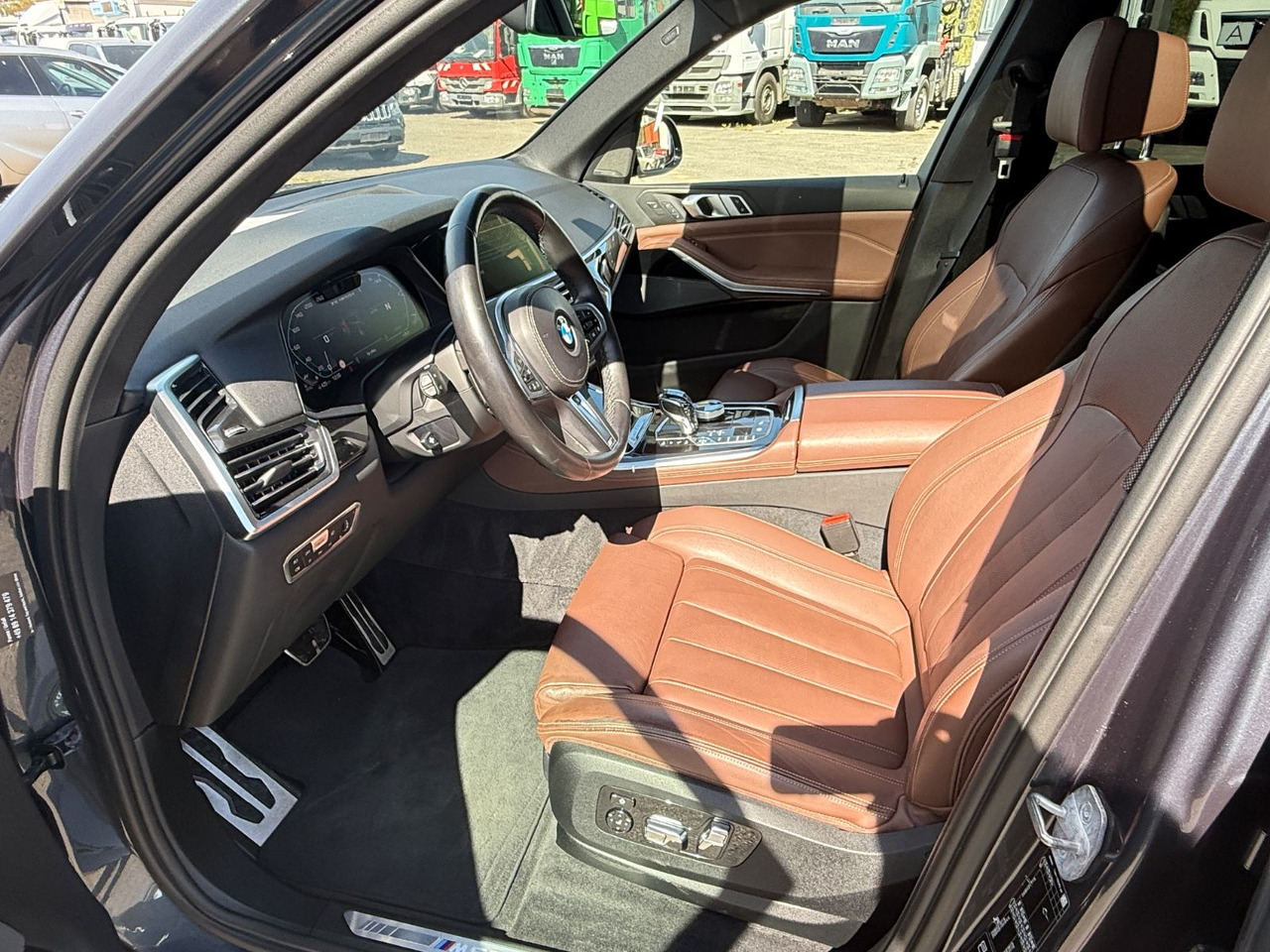 SUV BMW X5 Baureihe X5 M50 d: obrázek 11