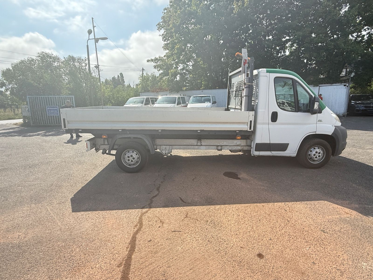 Fiat Ducato Pritsche 35 120 L4 - Dodávka valník: obrázek 5 Fiat Ducato Pritsche 35 120 L4 - Dodávka valník: obrázek 5