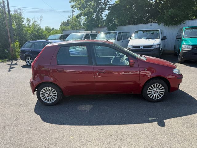 Fiat Punto Aktueller HU Motorschaden - Sedan: obrázek 3 Fiat Punto Aktueller HU Motorschaden - Sedan: obrázek 3