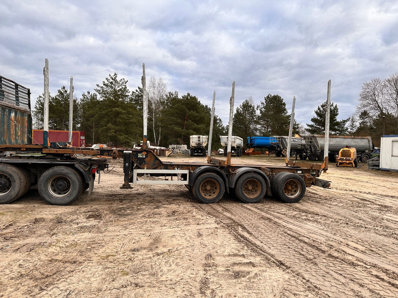 Holztransporter Achleitner 3STR36 - Klanicový návěs: obrázek 2 Holztransporter Achleitner 3STR36 - Klanicový návěs: obrázek 2