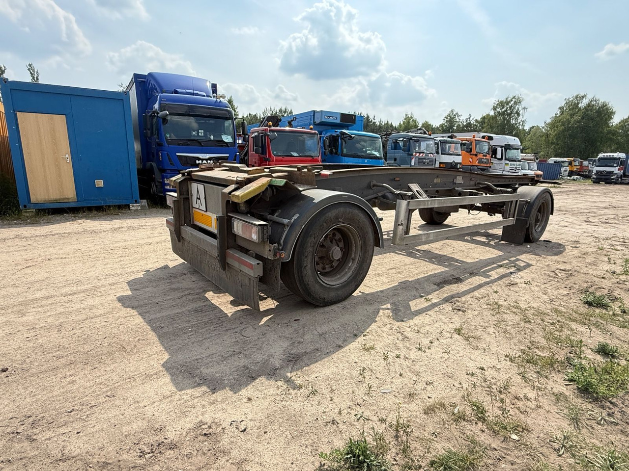 Hüffermann HSA 18.70 - Hákový/ Ramenový nosič přívěs: obrázek 4 Hüffermann HSA 18.70 - Hákový/ Ramenový nosič přívěs: obrázek 4