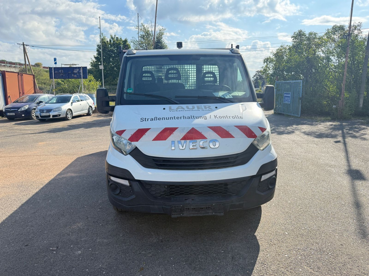 Iveco Daily 35 S 12 - Dodávka valník: obrázek 2 Iveco Daily 35 S 12 - Dodávka valník: obrázek 2