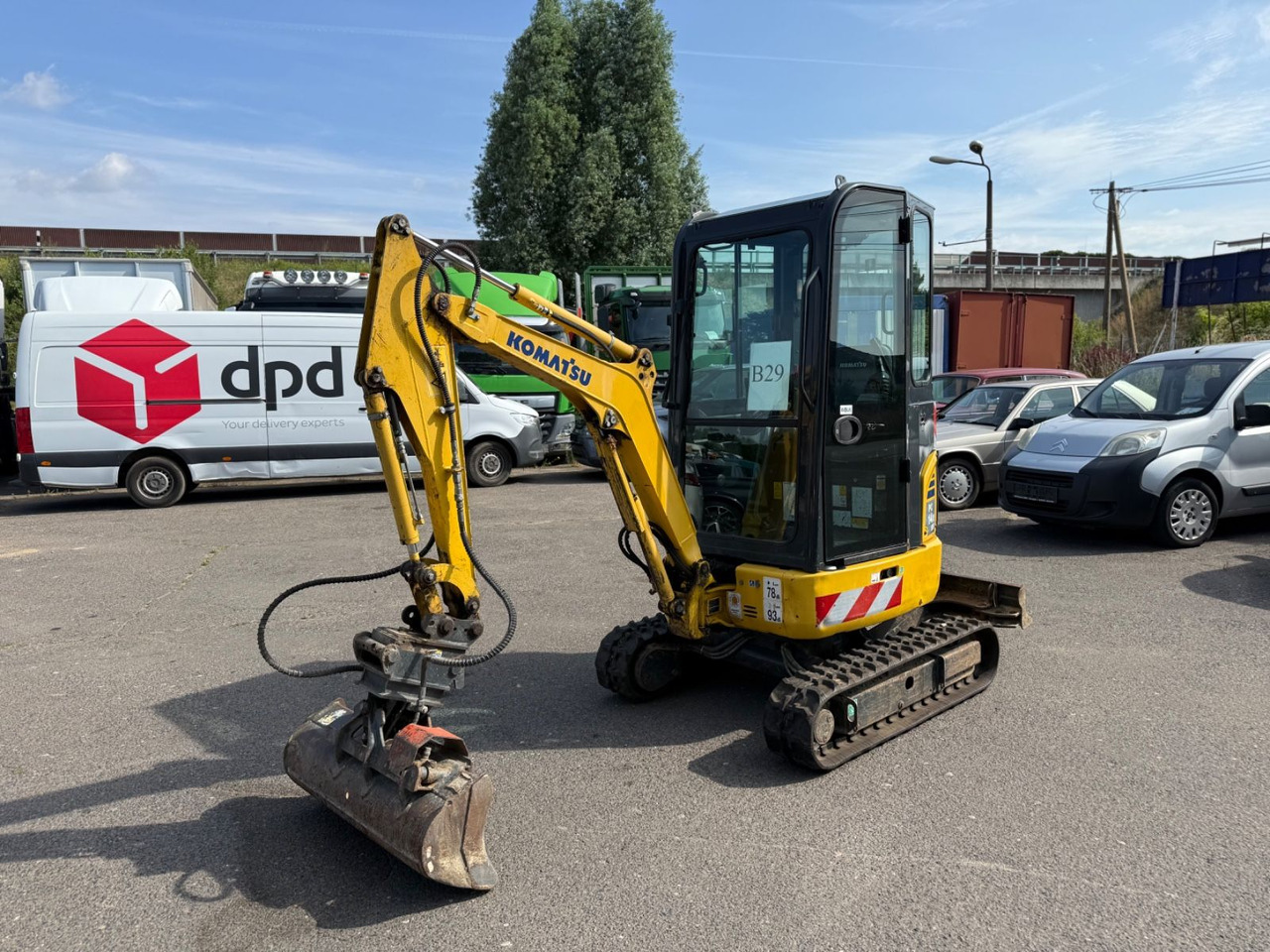 Mini rýpadlo Komatsu PC 14R HS: obrázek 8