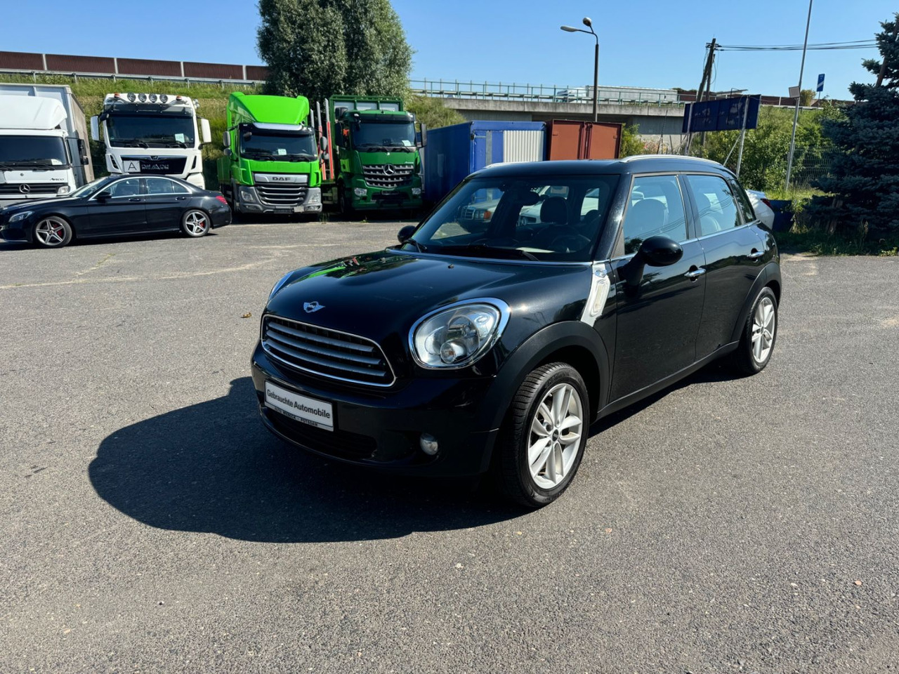 MINI COOPER Countryman Cooper - Osobní auto: obrázek 2 MINI COOPER Countryman Cooper - Osobní auto: obrázek 2