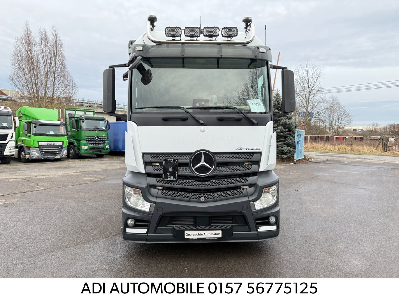 Mercedes-Benz Actros 2542 Abrollkipper mit Container - Hákový nosič kontejnerů: obrázek 2 Mercedes-Benz Actros 2542 Abrollkipper mit Container - Hákový nosič kontejnerů: obrázek 2