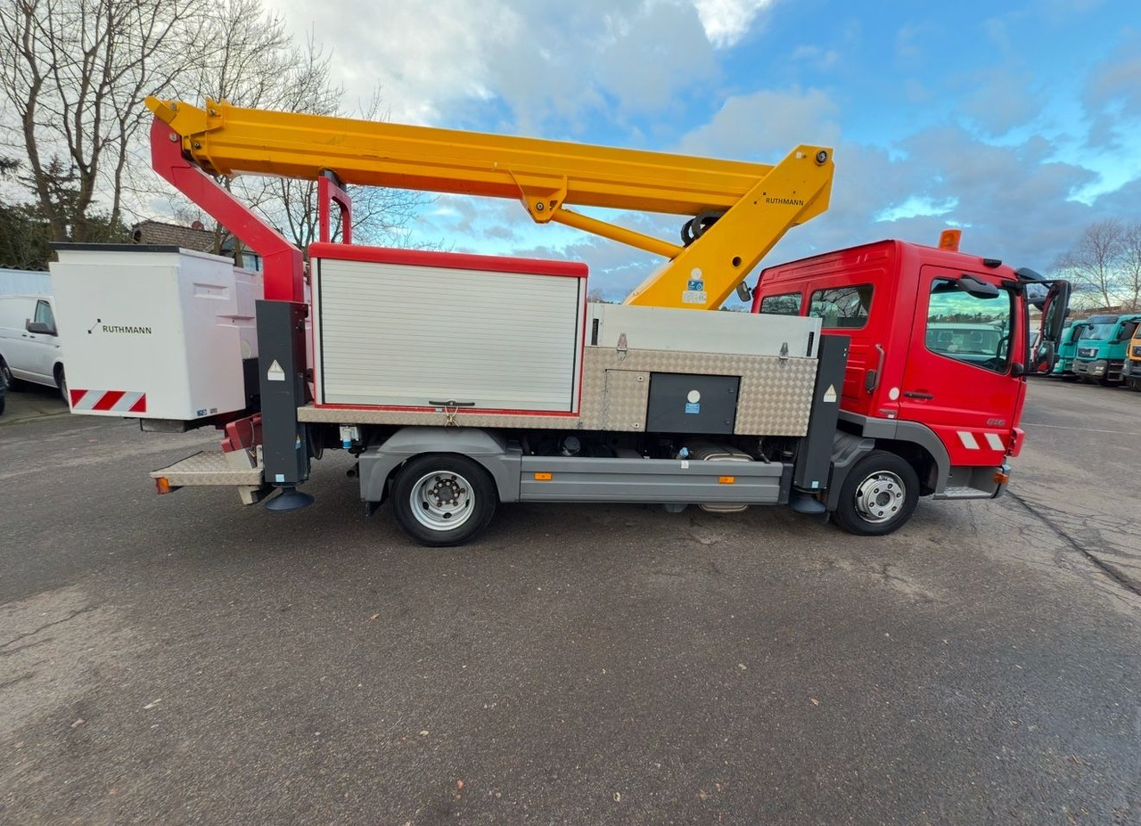 Mercedes-Benz Atego 816 2 4-Zyl. 4x2 Hebebühne - Autoplošina: obrázek 3 Mercedes-Benz Atego 816 2 4-Zyl. 4x2 Hebebühne - Autoplošina: obrázek 3