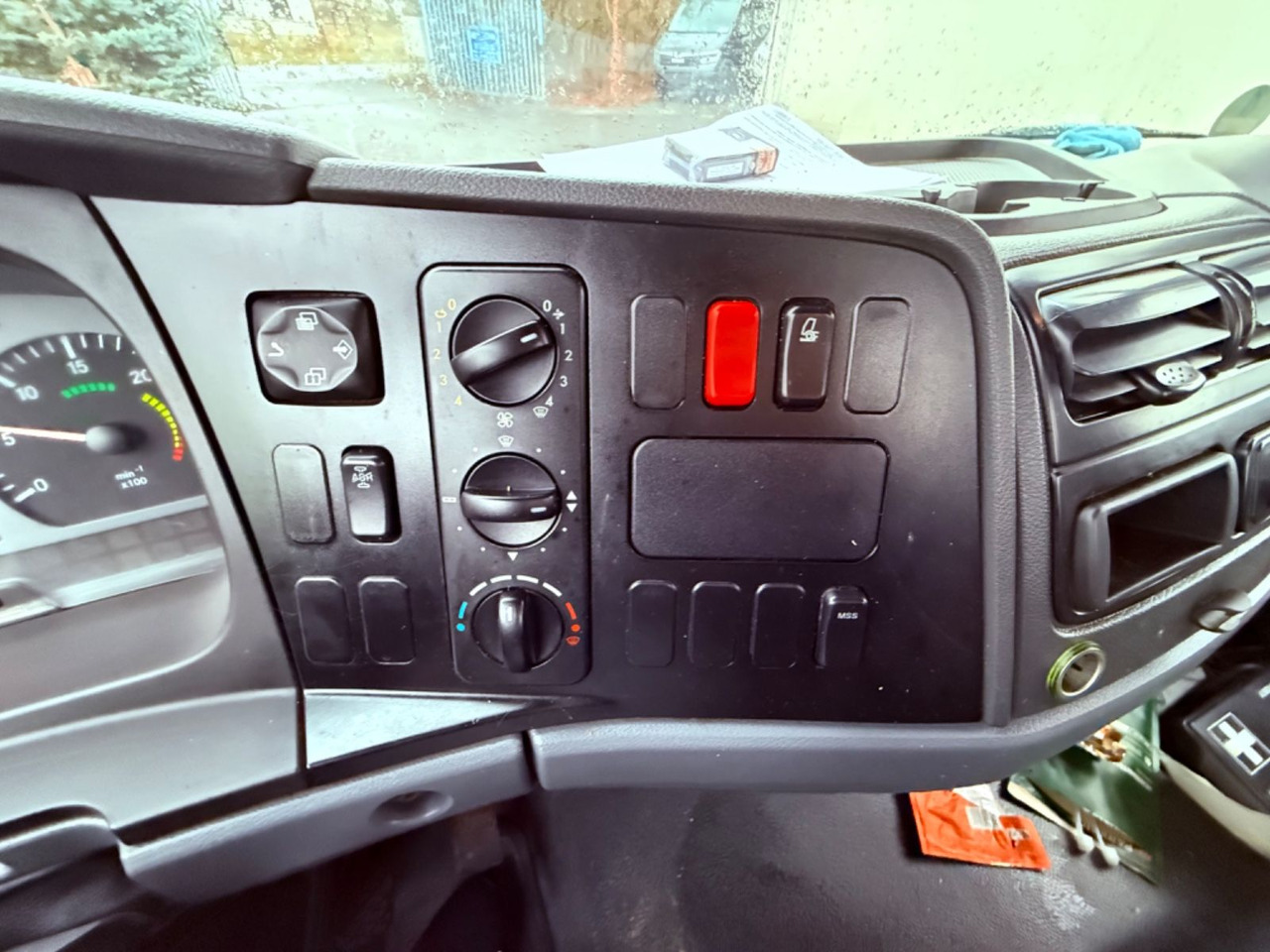 Sklápěč Mercedes-Benz Atego   818 4x2 OM 904: obrázek 13