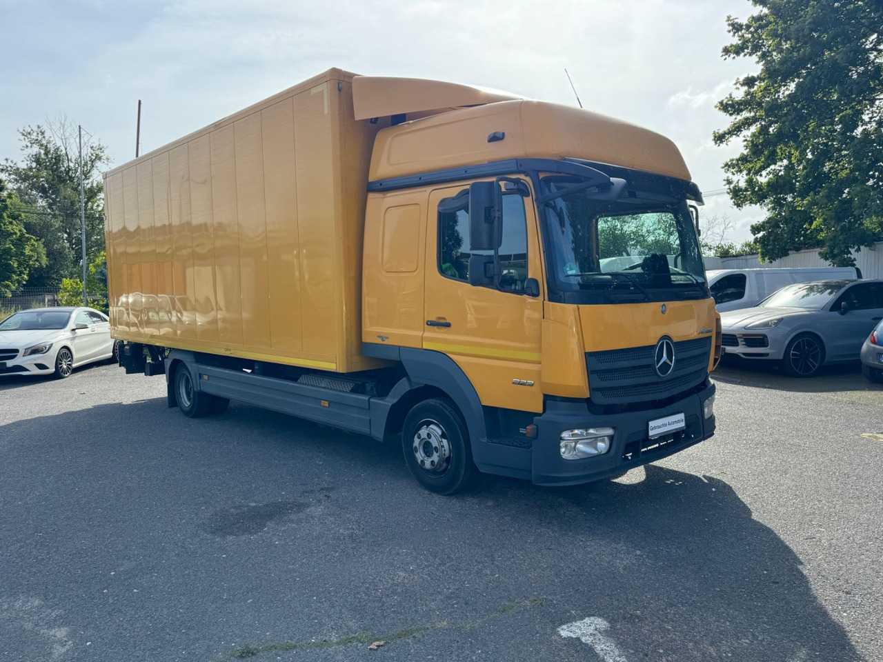 Mercedes-Benz Atego 823 Klima Tempomat - Lbw - Schlafplatz - Skříňový nákladní auto: obrázek 2 Mercedes-Benz Atego 823 Klima Tempomat - Lbw - Schlafplatz - Skříňový nákladní auto: obrázek 2