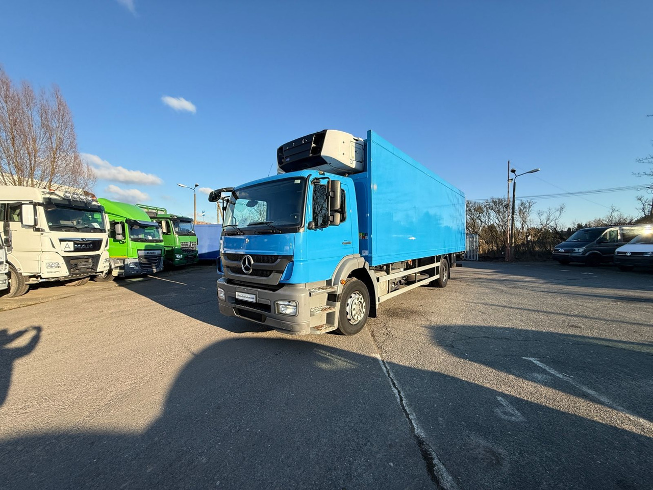 Mercedes-Benz Axor 1824 Kühlkoffer Lbw Klima - Chladírenský nákladní automobil: obrázek 3 Mercedes-Benz Axor 1824 Kühlkoffer Lbw Klima - Chladírenský nákladní automobil: obrázek 3