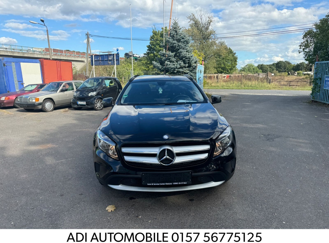 Mercedes-Benz GLA 200 GLA -Klasse GLA 200 CDI / d - Sedan: obrázek 1 Mercedes-Benz GLA 200 GLA -Klasse GLA 200 CDI / d - Sedan: obrázek 1