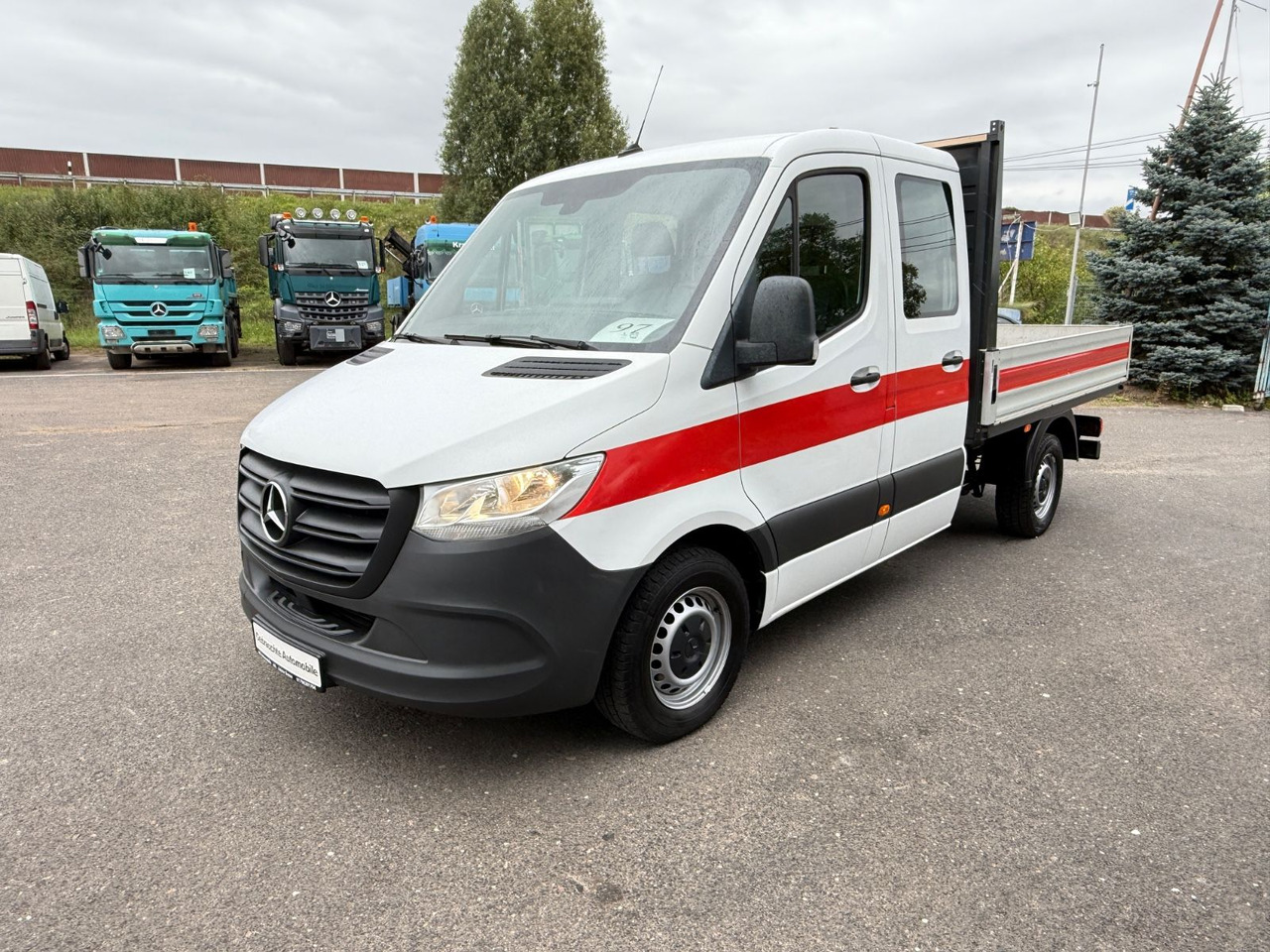 Mercedes-Benz Sprinter 217 Pritsche DoKa - Dodávka valník, Dodávka s dvojitou kabinou: obrázek 3 Mercedes-Benz Sprinter 217 Pritsche DoKa - Dodávka valník, Dodávka s dvojitou kabinou: obrázek 3